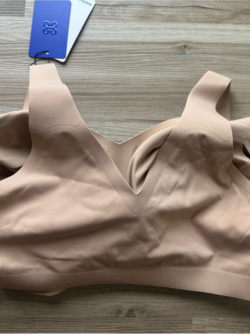 HoneyLove Softform Wireless Bra Color Sand - Picture 6 of 7